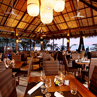 カマラビーチリゾートホテル　レストランプライムキッチンバイザシー
